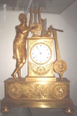 Pendule en bronze doré